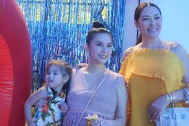 Richard gutierrez, or richard kristian rama gutierrez in real life, is the son of celebrity couple eddie gutierrez and rama. Sarah Lahbati Richard Gutierrez Celebrate First Birthday Of Son Kai Abs Cbn News