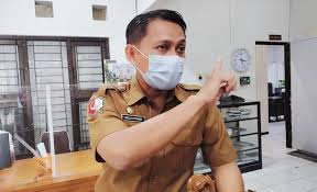 Akan tetapi, lanjut firman, pabrik sepatu di banten itu sudah sama sekali tidak mengadakan penambahan karyawan. Hore Akhirnya Gaji Ribuan Buruh Pabrik Sepatu Di Bojonegoro Cair Bangsa Online Cepat Lugas Dan Akurat