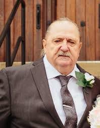 Ron Robichaud's Instagram, Twitter & Facebook