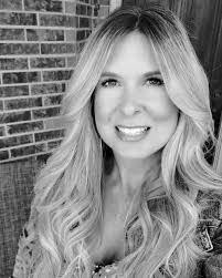 Michelle Llanes's Instagram, Twitter & Facebook