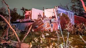 Chicago (ap) — a tornado with strong rotation and a pronounced debris signature on radar was confirmed late sunday in suburban chicago, forecasters said. Lz2ayddvcgeutm