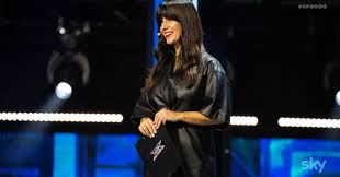 Jun 23, 2021 · tv barbara d'urso: Chi E Daniela Collu La Conduttrice Che Sostituisce Cattelan A X Factor 2020