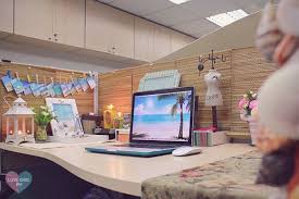 The office dwight theme infamous husband birthday party decorations the office cake topper party merchandise by dwight k. Shai Lagarde Love Chic Style Blogger Cubicle Decor Beach Inspired Summer Theme Work Space Office Interiors Pinterest Tumblr 5 Cubicle Decor Cubicle Decor Office Work Space Decor