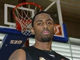 Troy Bell: "No estoy contento con mi debut"