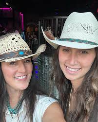 Abby Orr (@abbym.orr) • Instagram photos and videos