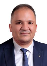 عيادة د/ احمد رمضان عباس لامراض الباطنة والكبد والجهاز الهضمي والمناظير