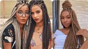 Toutefois, il est fortement recommandé de bien entretenir un cheveu crépu afin de le coiffer sans l'abîmer. Telechargement De L Application Tresses Africaines Coiffure 2021 2021 Gratuit 9apps