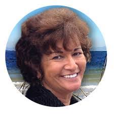 Mary Moonen's Instagram, Twitter & Facebook