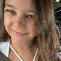 Ashley Dilks's Instagram, Twitter & Facebook