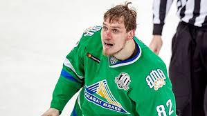 Муж постоянно изменял с многочисленными поклонницами, да и жизнь совместно с мамой мужа не казалась медом. Lera Kudryavceva Molodoj Muzh Lery Kudryavcevoj Igor Makarov Zhizn Bogatyh I Znamenityh Shou Biznes I Sport Blat V Hokkee Obmeny V Khl Transfery Khl Egor Yakovlev Nhl Rossiyane V Nhl Sport Ekspress