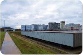 Schwimm Und Sprunghalle Im Europasportpark Berlin Hallenbad Berlinstadtservice