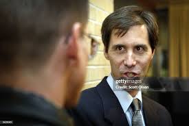 Liberterian Jerry Kohn talks to a spectator after announcing his... News  Photo