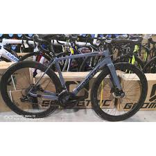 We carry premium brand of giant road bikes, camp mountain bikes and java folding bikes. Geometric Full Carbon Road Bike Used Shopee Malaysia