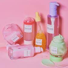 Glow Recipe On Instagram The Superfruit Fam All Of Our Natural Clean Fruit Powered Formulations Are Skin Care Kit Body Skin Care Beauty Skin Care