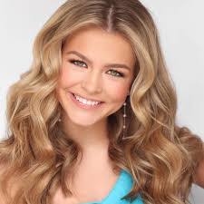 Michelle Kyger's Instagram, Twitter & Facebook