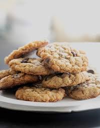 This cookie recipe uses raw honey which can easily be replaced with maple syrup or agave nectar. Classic Gluten Free Oatmeal Cookies Thick Chewy