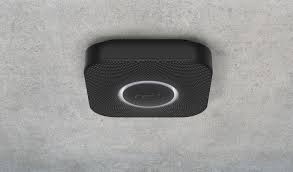 Smart smoke detectors are connected to the internet and relay alerts to your smartphone, or automatically turn on the lights. Nest Is Recalling Its Smoke Detector But Don T Send Yours Back Time