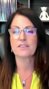 Creating Clarity with Cassandra Rosa Today, Cassandra Rosa is sharing with  us some of her insights