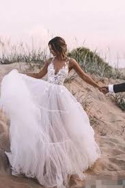 Wedding Dress Nordstrom Rack Wedding Dresses Wedding Dress Designers L In 2020 Outdoor Wedding Dress Tulle Skirt Wedding Dress Ball Gowns Wedding