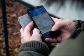 Google wprowadza rzeczywistość rozszerzoną do mobilnych map. Nowa Funkcja W Mapach Google Aplikacja Pokaze Gdzie Sa Sygnalizacje Swietlne