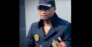 Bio, houses, cars & relationship. Koffi Olomide Sa Maison Saccagee Par Les Manifestants Contre La Revision Electorale Photos Afrikmag