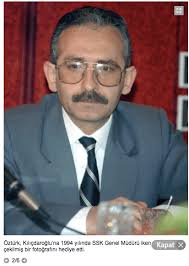 2007 yılında yukarıdaki entry'i girdiğimde, kemal kılıçdaroğlu kimselerce bilinmeyen bir adamdı. Fotografin Kemal Kilicdaroglu Nun Ssk Ozurlu Kartini Gosterdigi Iddiasi