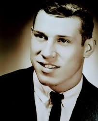 DONALD D. RICHMOND JR. January 3, 1944-October 28, 2021 Springfield High  School Class of 1962 My wonderful brother, Don, found a higher plane to  travel to. He led a rich, full life