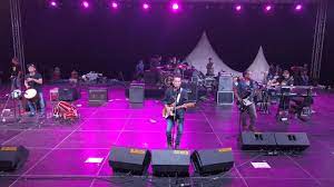 Dihalaman ini anda akan melihat gambar keren musik yang ! Konser Musik Seru Di Pinggir Pantai Jakarta