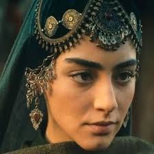 Tüm bilgiler karar.com'da… çarşamba akşamları yayınlanan ve reyting rekorları kıran kuruluş osman'da bala hatun, bıçak darbesi aldı. Kurulus Osman Dizisi Bala Hatun Ozge Torer Sevgilisi Esi Kimdir Biyografi Sitesi