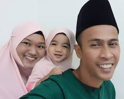 Achey dan isteri kongsi rasa sedih belum dikurniakan cahaya mata. Dua Traged1 Malam Ini Di Bilik Tido Achey Bocey Berita Kopak Cc