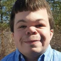 Kyle Plunkett's Instagram, Twitter & Facebook