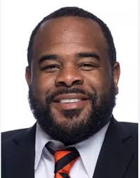 Michael Joseph Gomes (@CoachGomes12)