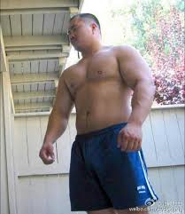 A stocky person, especially a man, is fairly short and has a body that is wide across the…. Pin By Nathan Reyes On Beefy Stocky Men Mens Gym Short Bear Daddy