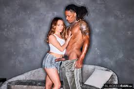 ▷ Isabella Nice in Insatiable Baddie Gets BBC Creampie (Photo 2) | Blacked  Raw