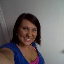 Brooke Paynter's Instagram, Twitter & Facebook