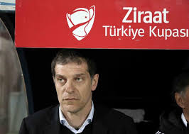 Jul 03, 2021 · ataşehir'de bir temizlik personelinin 'şeyhmus' ismini verdiği kargayı elleriyle besleyerek müzik dinlediği anlar yürekleri ısıttı. Adana Demirspor Besiktas