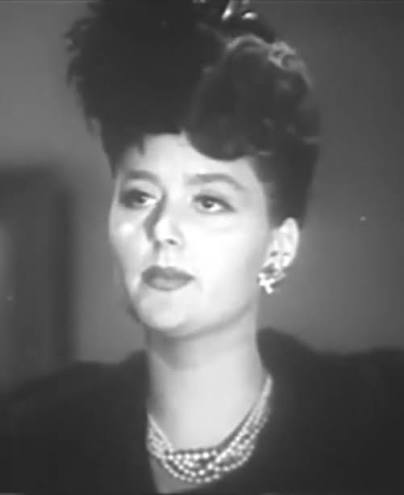 File:Barbara Slater in The Lady Confesses (1945).jpg - Wikimedia Commons