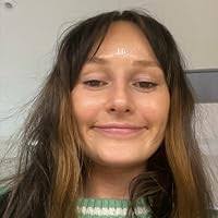 The Cinnamon Bun Book Store (Dream Harbor, #2) by Laurie Gilmore