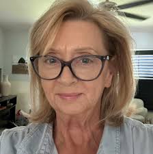 🚨THIS IS A FASCISM RED ALERT 🚨JD Vance confirms ICE door to door searches  coming to a neighborhood near you. JD Vance; "I think we're gonna see those  deportation numbers ramp up