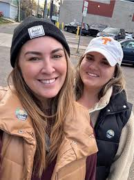 Lost three-legged pet in North Highlands, CA