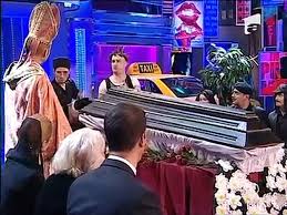 In puii mei momaie si gogaie in armata. In Puii Mei Gogaie Strica O Inmormantare Video Dailymotion