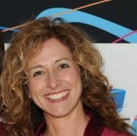 Amy Cromer's Instagram, Twitter & Facebook