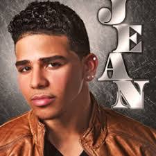 Abigail Moran's Instagram, Twitter & Facebook