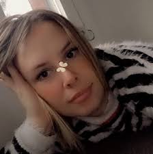 Marie Eichler Profile