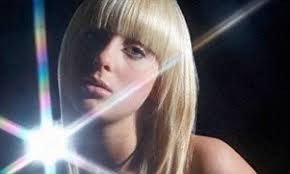 Middle-class professionals are turning to legal highs to avoid being  classed as illegal drug users, warns leading expert