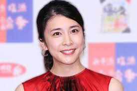 離婚後に少しずつ中林大樹と関係深めた 竹内結子さんの再婚 (2026年4月1日掲載)