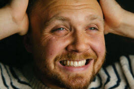 Premiere: The Bittersweet, Haunting Pull of Jong SL's "Driving Away"