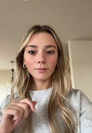 Cloud Nova White Ivory 2 Review