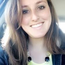 Ileana Dennis's Instagram, Twitter & Facebook