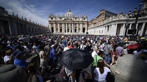 However over 3000 people commute from. Vatican City Confirms First Coronavirus Case Al Arabiya English